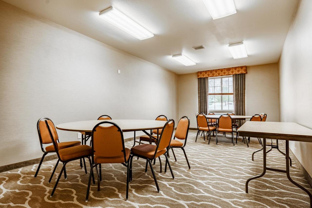 Cobblestone Suites - Ripon מראה חיצוני תמונה