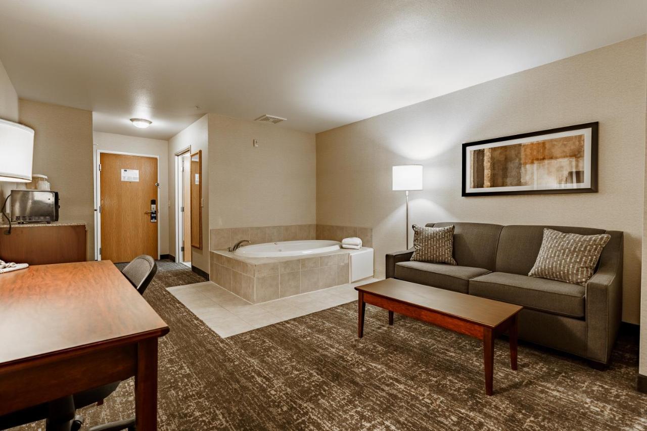 Cobblestone Suites - Ripon מראה חיצוני תמונה