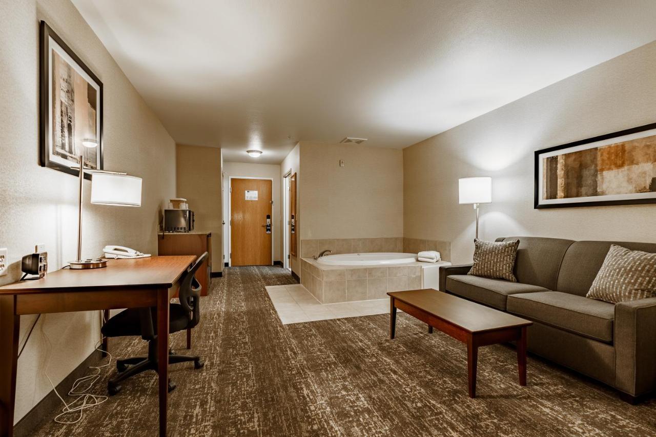 Cobblestone Suites - Ripon מראה חיצוני תמונה