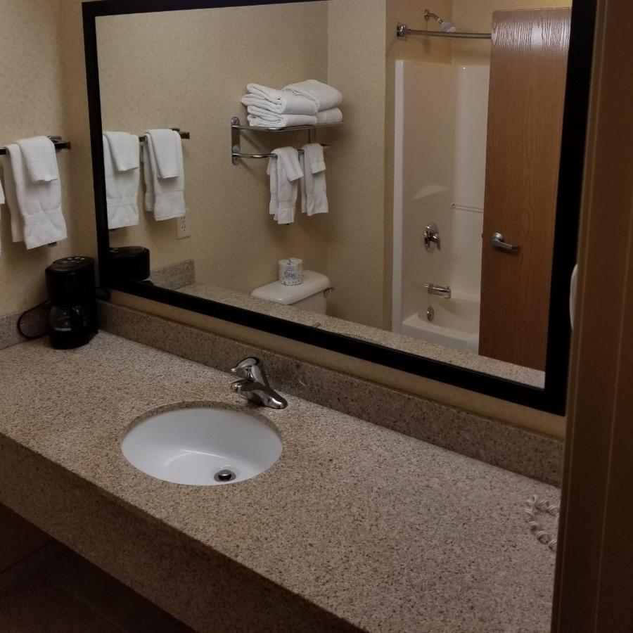 Cobblestone Suites - Ripon מראה חיצוני תמונה
