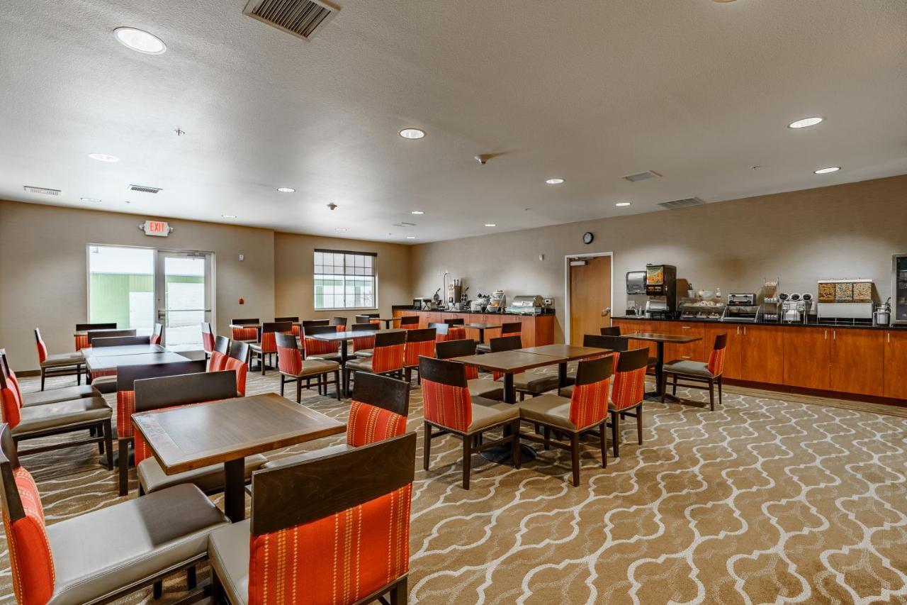 Cobblestone Suites - Ripon מראה חיצוני תמונה